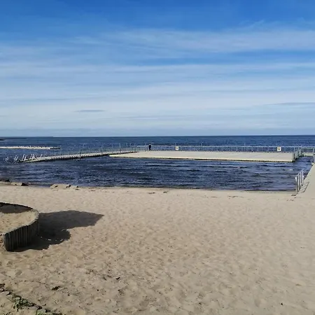 Przy Alei דירה טז'בייז