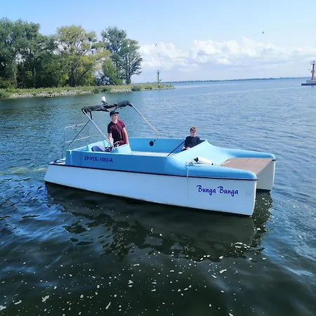 Przy Alei * טז'בייז