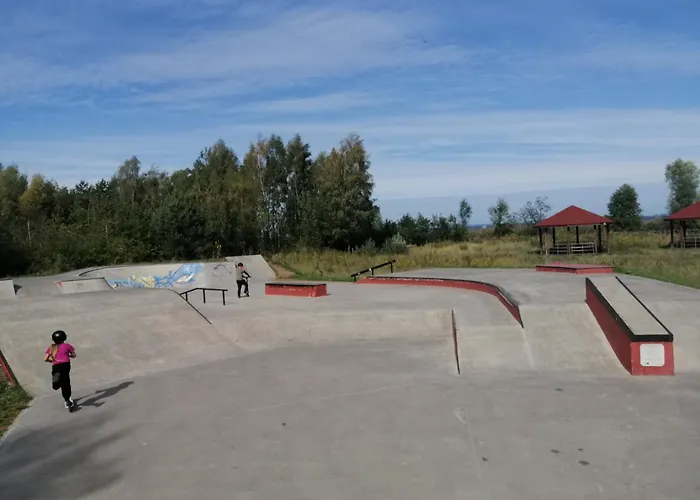 Przy Alei * トシェビエシュ